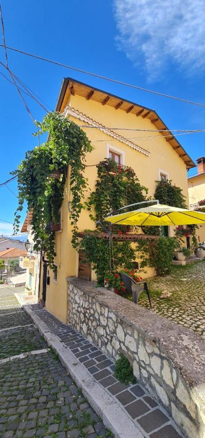Scaccia Pensieri Villa Cerchio Kültér fotó
