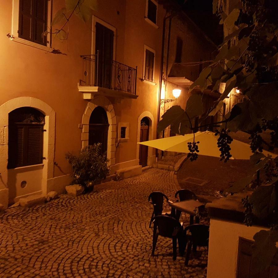 Scaccia Pensieri Villa Cerchio Kültér fotó