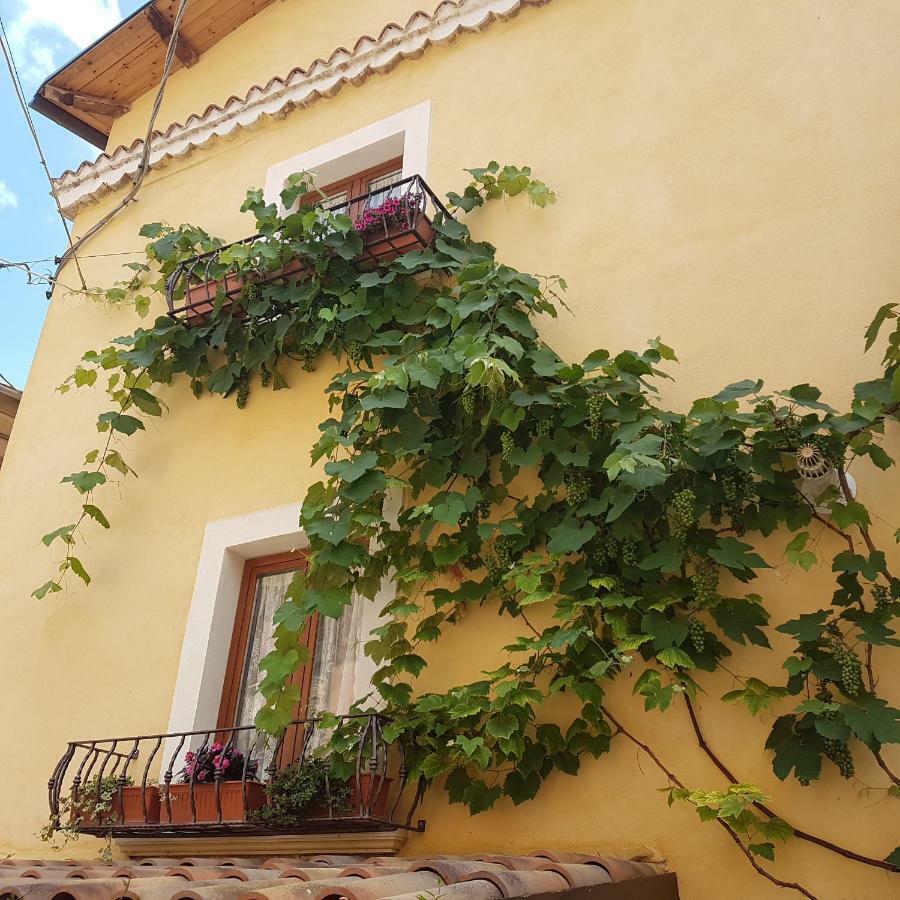 Scaccia Pensieri Villa Cerchio Kültér fotó