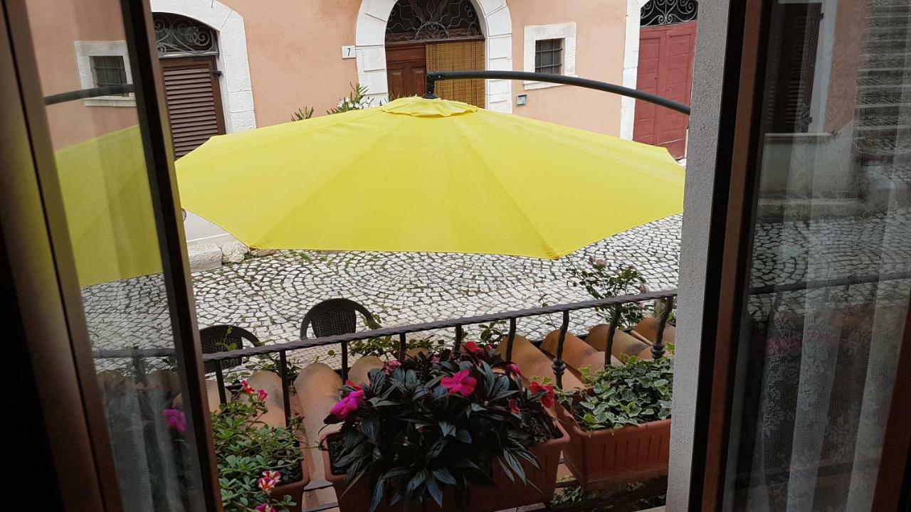 Scaccia Pensieri Villa Cerchio Kültér fotó