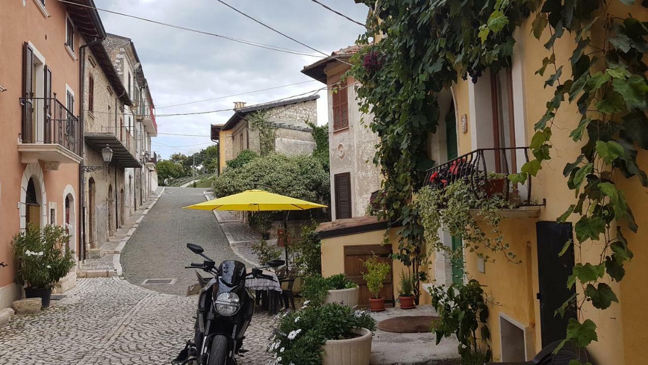 Scaccia Pensieri Villa Cerchio Kültér fotó